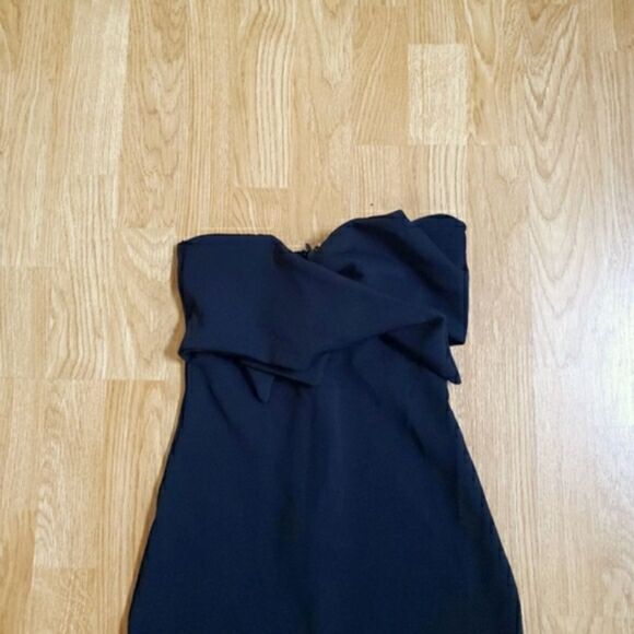 Topshop Twist Bow Sheath Dress - size 2 in Black - Picture 3 of 13